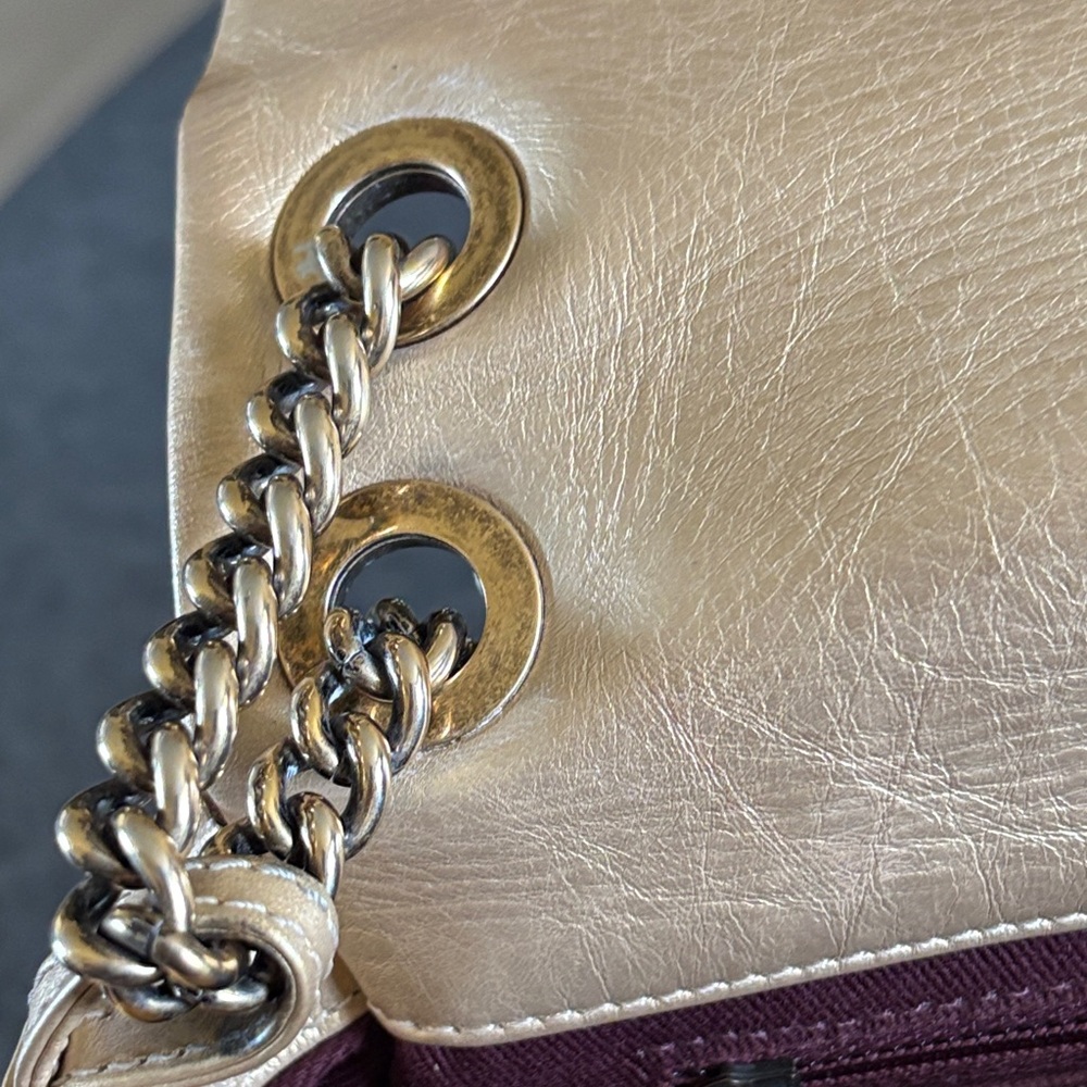 ⚜️⚜️Chanel Authentic Vintage Metallic Gold Quilted Chain Shoulder Bag ⚜️⚜️ - Picture 12 of 16